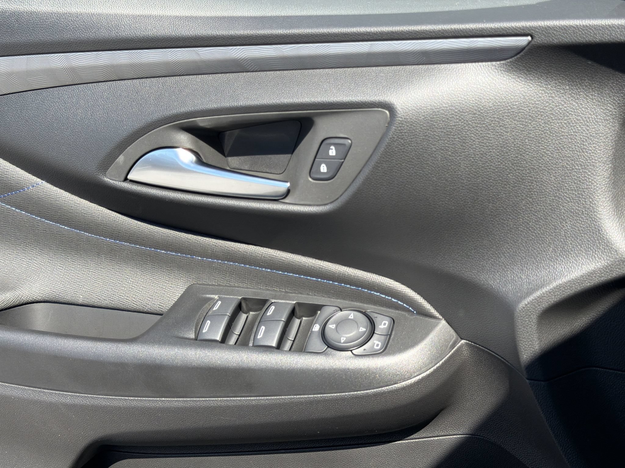 New 2026 Buick Envista Sport Touring w/ Convenience I Package FWD image 15