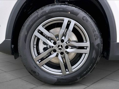 New 2026 Mercedes-Benz GLA 250 4MATIC image 11