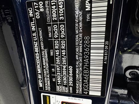 Used 2017 Mercedes-Benz GLE 43 AMG 4MATIC image 37