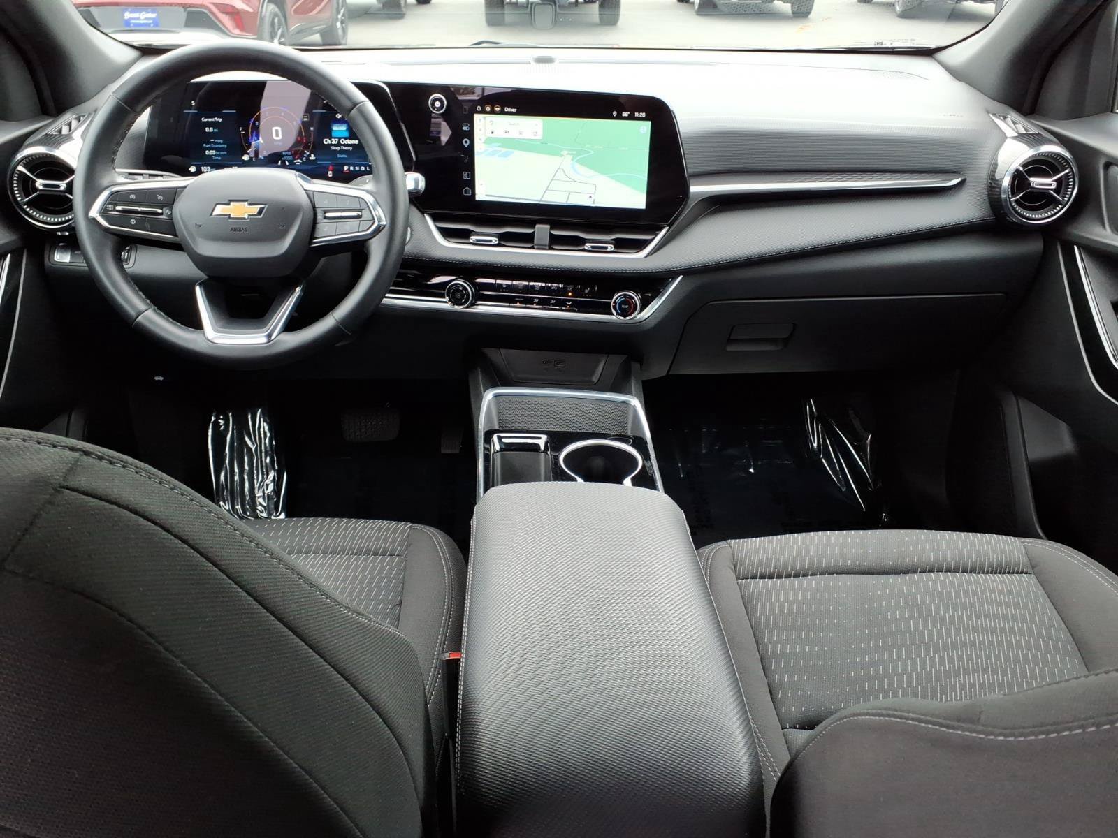 Used 2025 Chevrolet Equinox LT AWD/4WD image 12