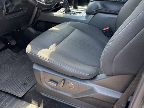 Used 2018 Ford F150 XLT w/ Equipment Group 302A Luxury AWD/4WD image 8