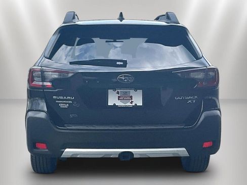 Certified 2023 Subaru Outback Limited XT AWD/4WD image 6