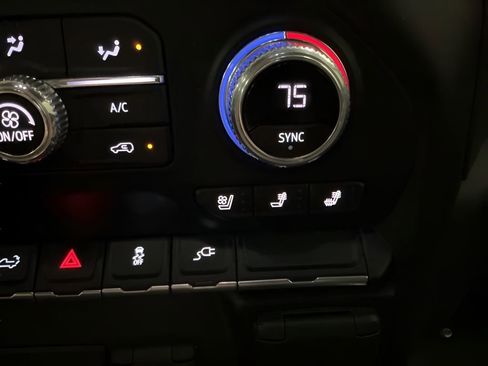 Used 2021 GMC Sierra 1500 AT4 image 21