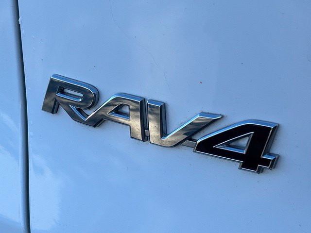 Used 2024 Toyota RAV4 XLE w/ Convenience Package AWD/4WD image 8