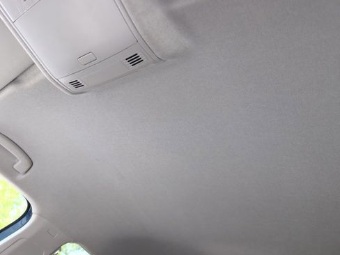 Used 2019 Volkswagen Tiguan S w/ Driver Assistance Package image 15