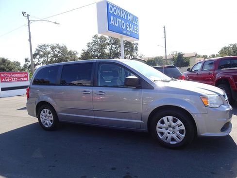 Used 2013 Dodge Grand Caravan SE image 1
