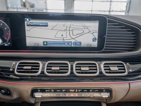 New 2026 Mercedes-Benz GLS 580 4MATIC image 20