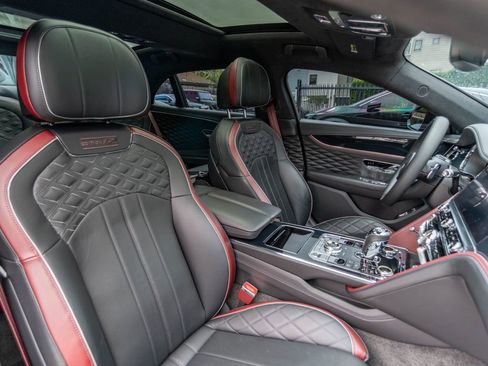 Used 2024 Bentley Flying Spur W12 AWD/4WD image 41
