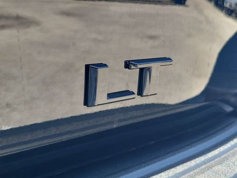 New 2026 Chevrolet Suburban LT w/ Comfort Package RWD image 37