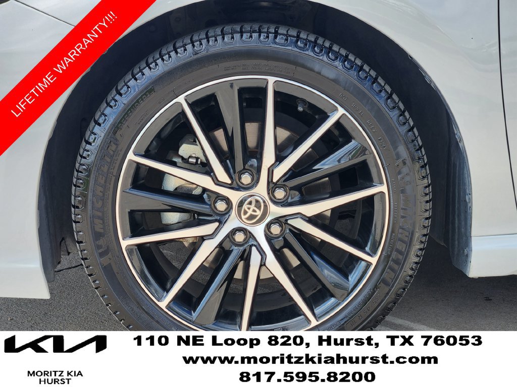 Used 2024 Toyota Camry SE FWD image 17