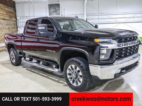 Used 2022 Chevrolet Silverado 2500 LT w/ Convenience Package image 2