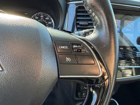 Used 2020 Mitsubishi Outlander SE FWD image 28