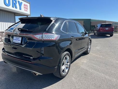 Used 2016 Ford Edge Titanium image 14
