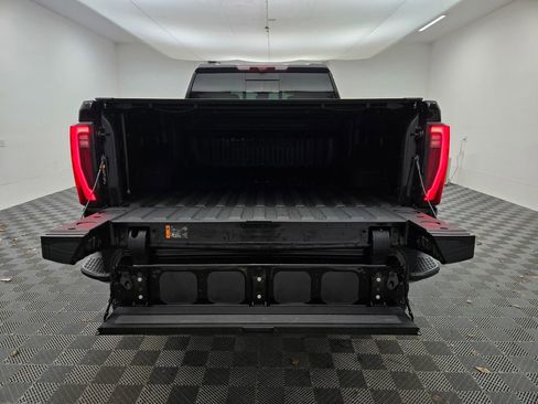 Used 2024 GMC Sierra 2500 Denali w/ Denali Reserve Package image 17