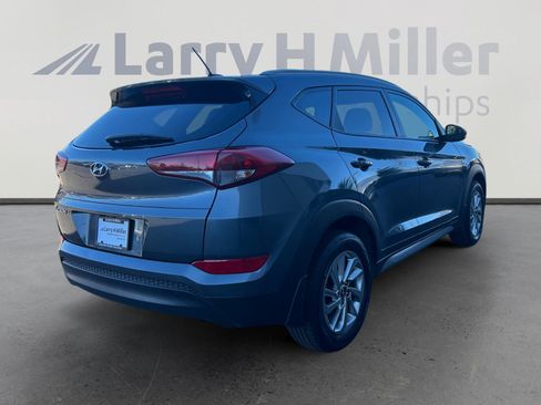 Used 2017 Hyundai Tucson SE image 6