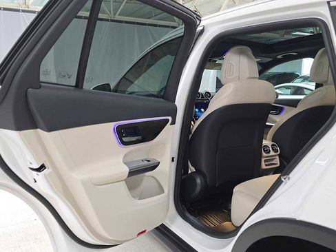 Used 2026 Mercedes-Benz GLC 300 4MATIC image 15