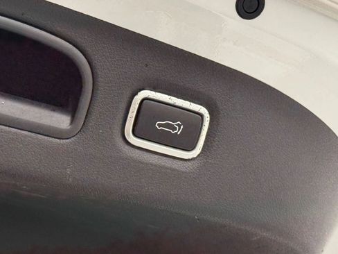 Used 2019 Kia Stinger GT2 image 38