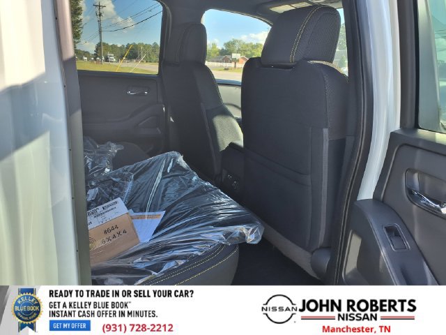 New 2027 Nissan Frontier SV w/ SV Convenience Package AWD/4WD image 17