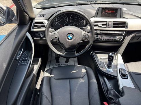 Used 2017 BMW 320i Sedan RWD image 20