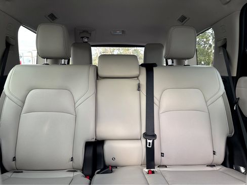 New 2026 Nissan Pathfinder SL image 10