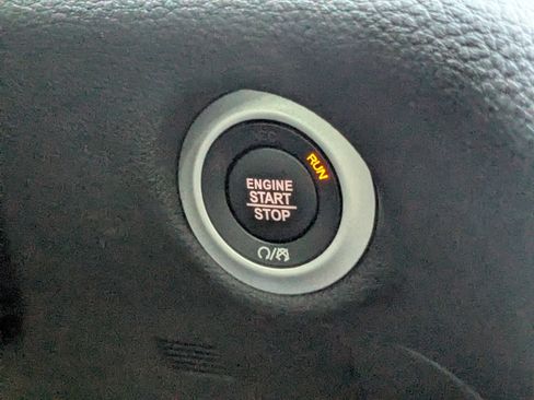 New 2026 Chrysler Pacifica Limited w/ S Appearance Package image 28