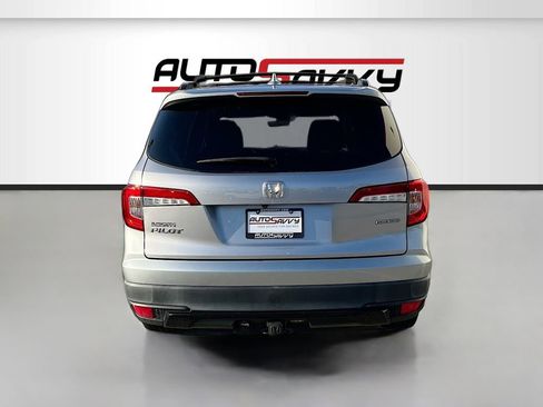 Used 2021 Honda Pilot Special Edition image 6