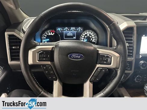 Used 2018 Ford F150 Lariat image 16