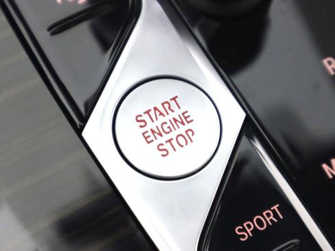 Used 2021 BMW X5 xDrive40i w/ Premium Package image 22