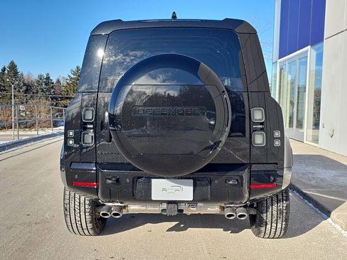 New 2026 Land Rover Defender 110 V8 AWD/4WD image 4