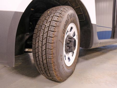 New 2025 Chevrolet Brightdrop 400 image 32