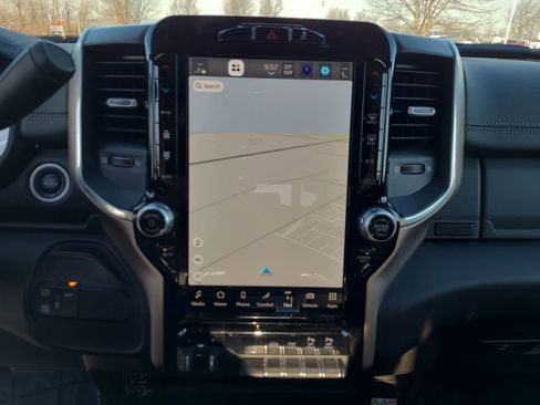 Used 2024 RAM 2500 Laramie image 24