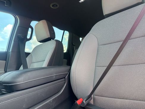 Used 2026 Chevrolet Traverse LT w/ Driver Confidence Package FWD image 44