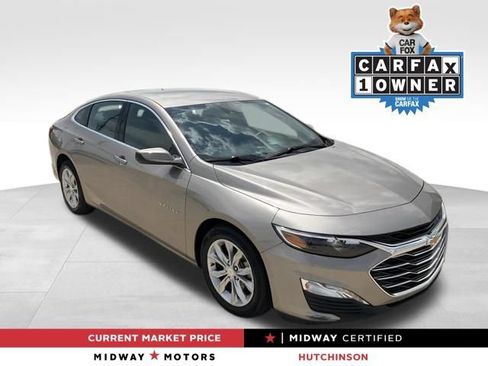 Used 2025 Chevrolet Malibu LT FWD image 1