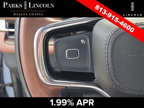 Certified 2025 Lincoln Navigator Reserve AWD/4WD image 32