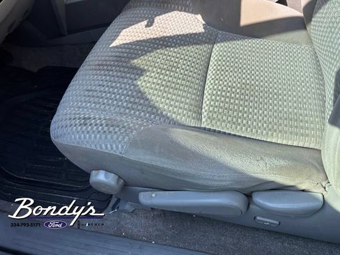 Used 2008 Toyota 4Runner SR5 RWD image 5