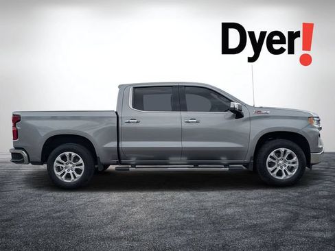Used 2023 Chevrolet Silverado 1500 LTZ AWD/4WD image 2