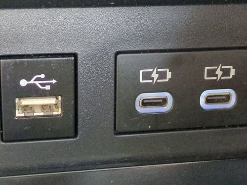 Used 2025 Toyota Camry LE image 20