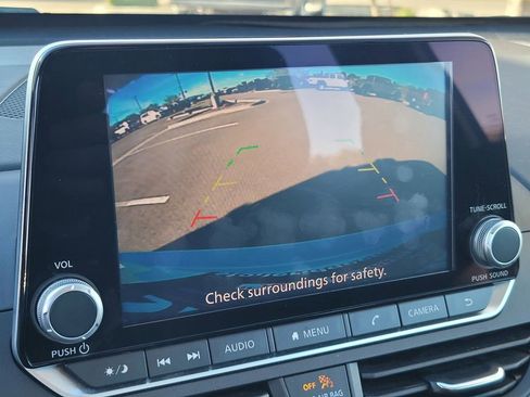 Used 2023 Nissan Altima 2.5 SR image 21