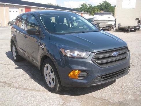 Used 2019 Ford Escape S FWD image 3