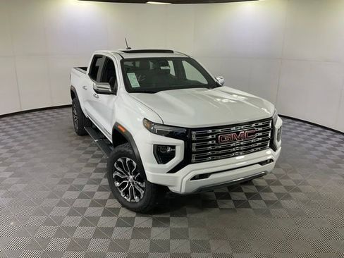 New 2026 GMC Canyon Denali AWD/4WD image 40