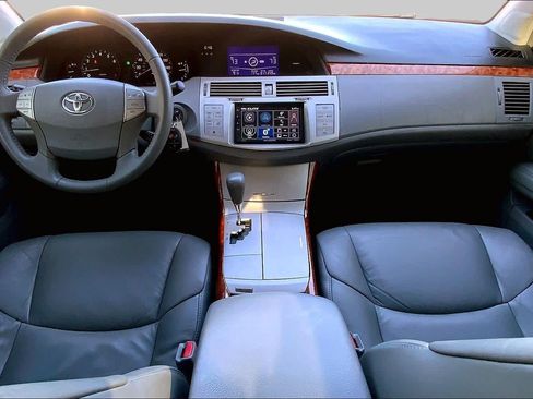 Used 2006 Toyota Avalon XLS FWD image 12