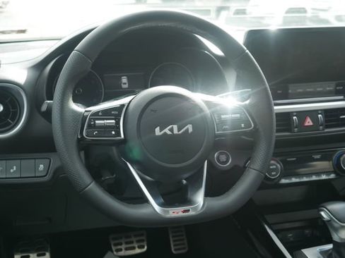 Used 2024 Kia Forte GT-Line w/ GT-Line Premium Package FWD image 42