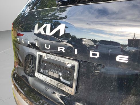 New 2025 Kia Telluride S image 31
