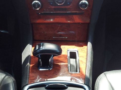 Used 2012 Chrysler 300 Limited RWD image 14