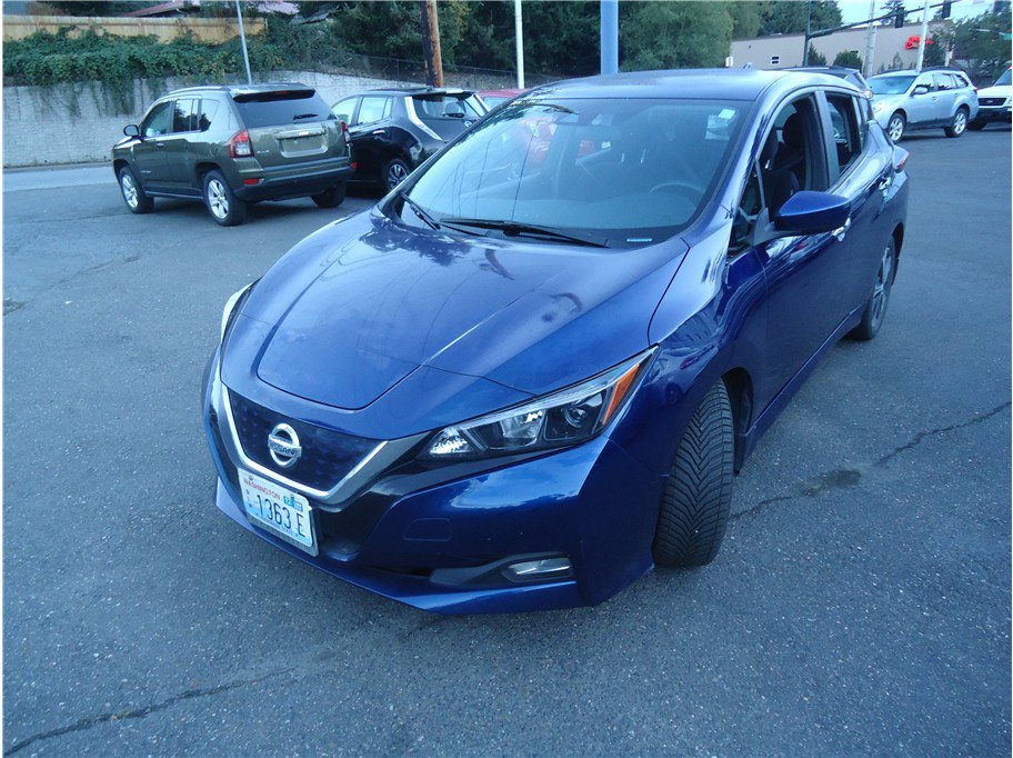 Used 2020 Nissan Leaf SV w/ SV All Weather Package FWD image 1