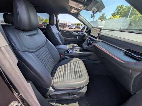 New 2026 Ford Explorer ST-Line AWD/4WD image 6