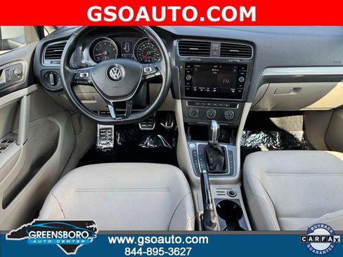 Used 2018 Volkswagen Golf Alltrack SE image 18