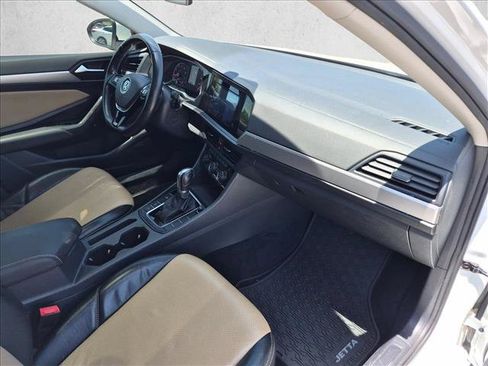 Used 2019 Volkswagen Jetta SE FWD image 22