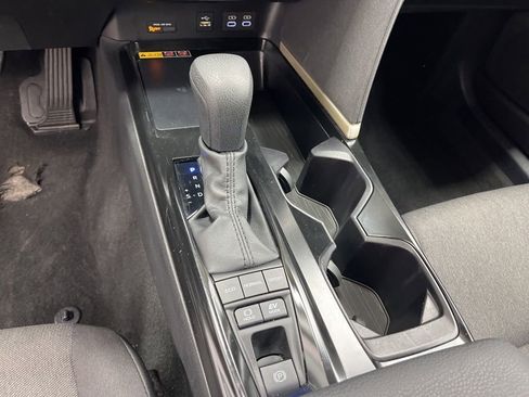 Used 2025 Toyota Camry LE FWD image 26