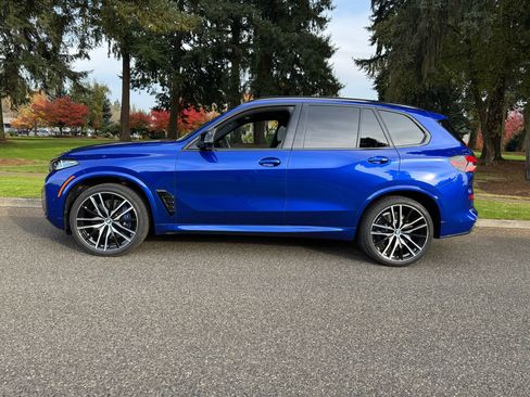 Used 2025 BMW X5 M60i image 2